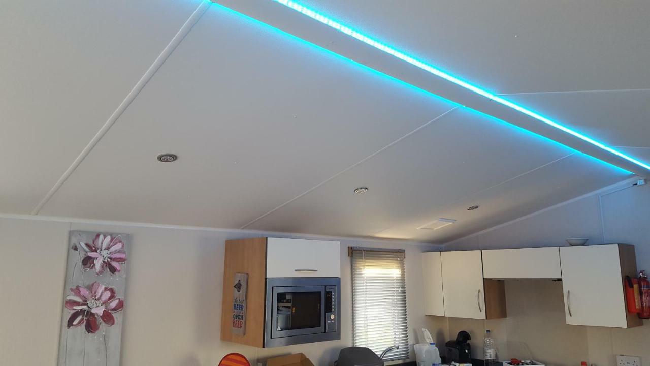 Haven Marton Mere Luxury Autism Friendly Caravan Blackpool Exterior photo